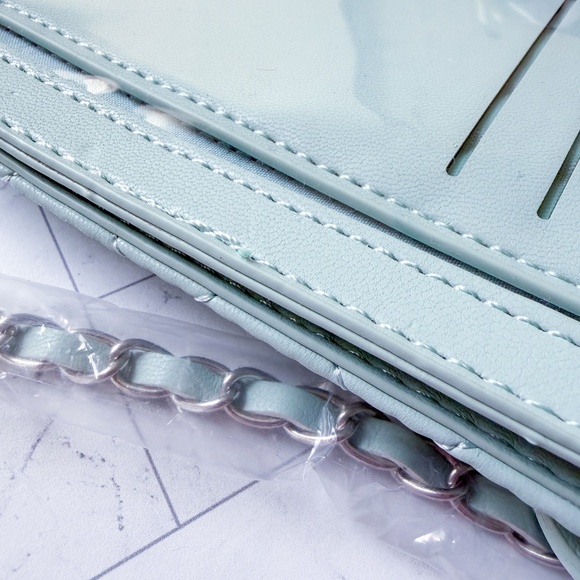 BADGLEY MISCHKA Pearls Phone Crossbody w/ Insert Card Holder - NWT ($79 Retail) - Picture 10 of 14